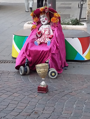 street artist performer